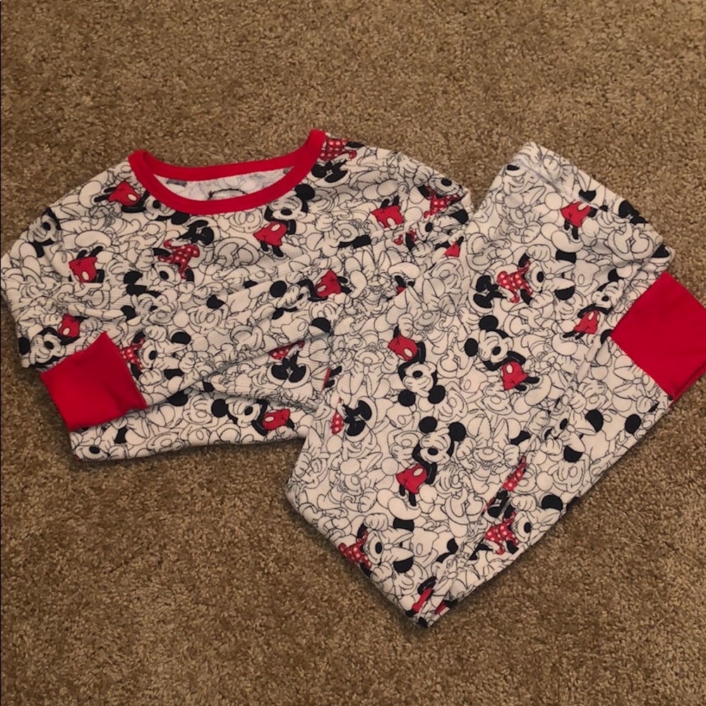 Disney Minnie Mouse 2 piece pj set